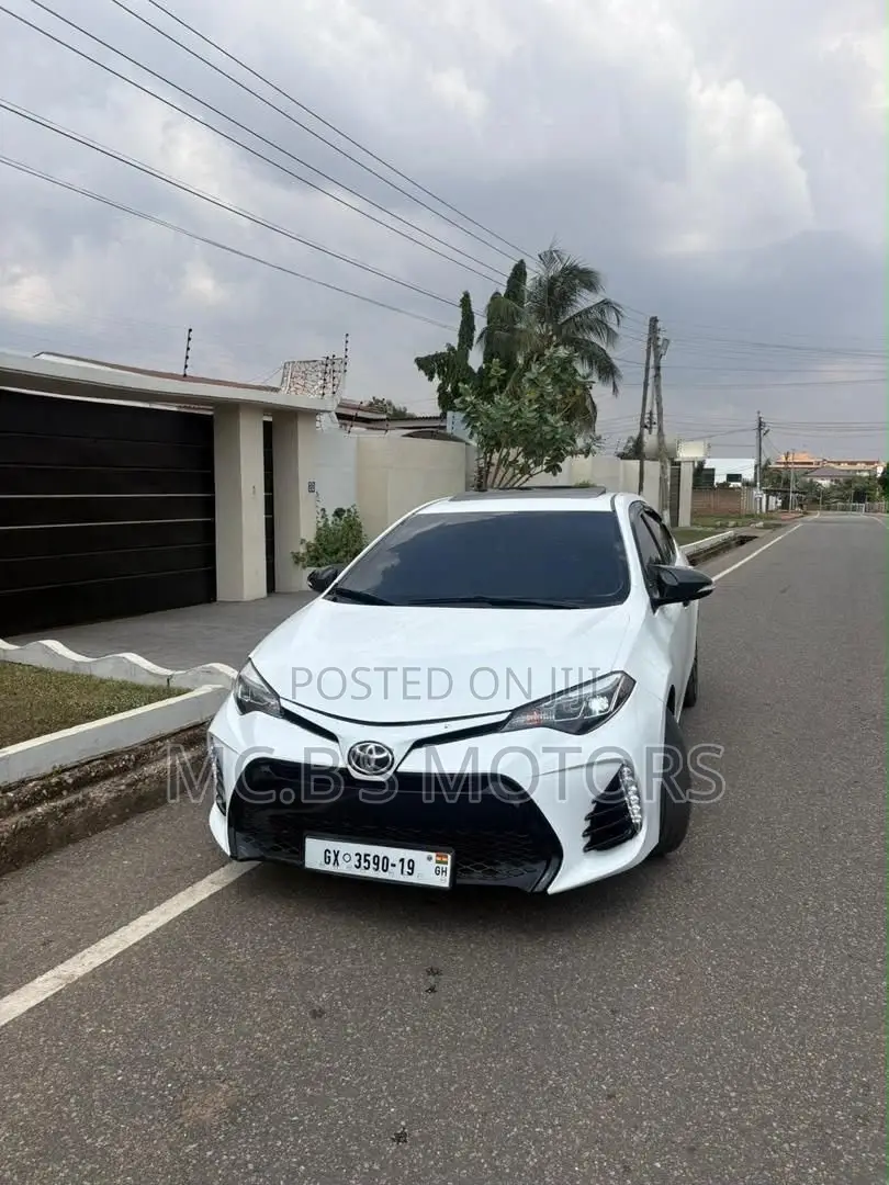 Toyota Corolla 2017 White