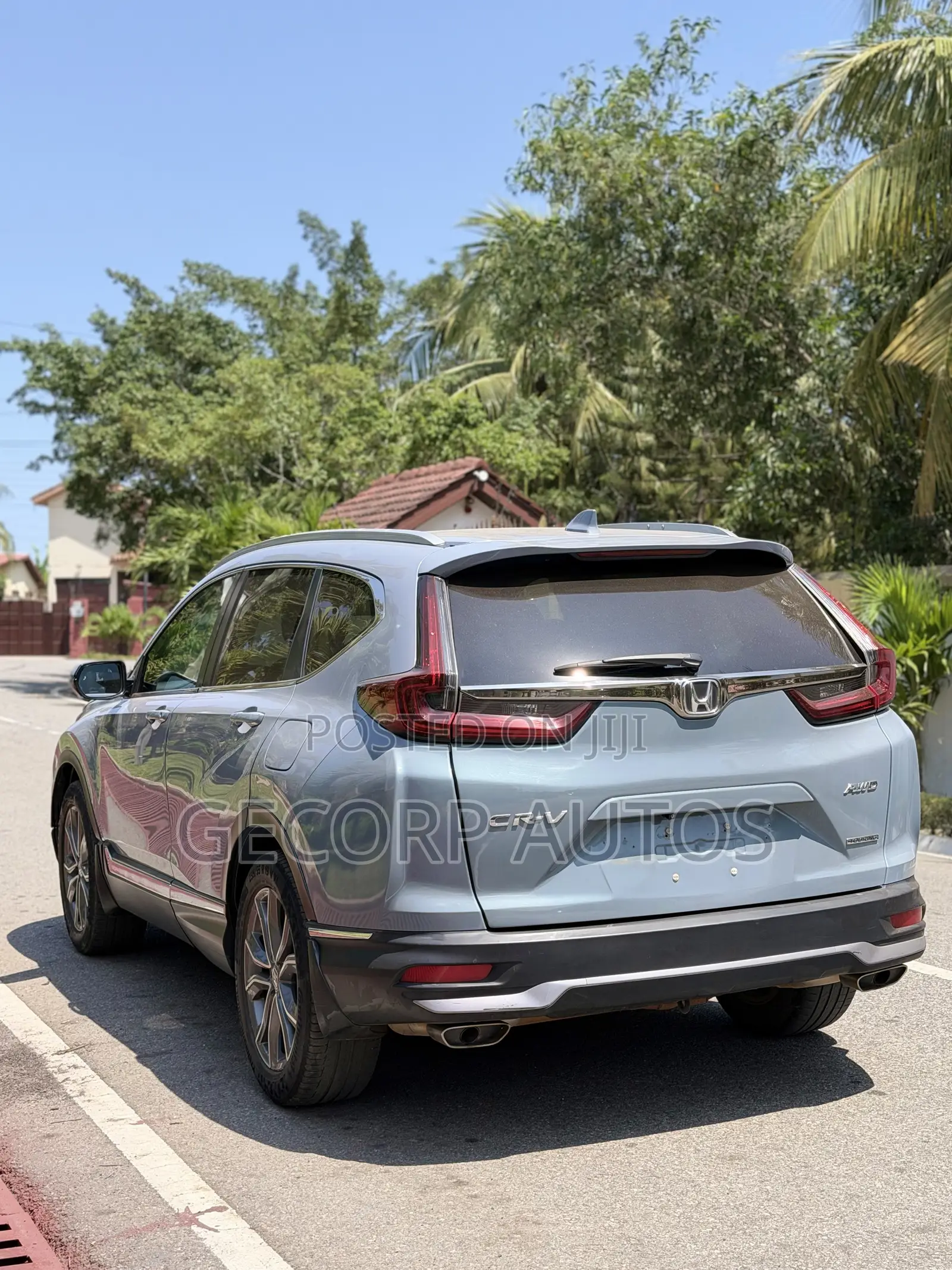 Honda CR-V Touring 2022 Ivory