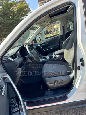 Toyota RAV4 2024 White