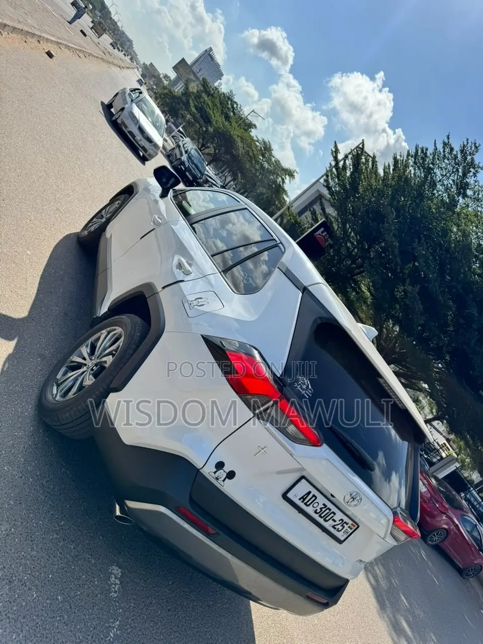 Toyota RAV4 2024 White