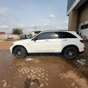 Mercedes-Benz GLC-Class 2019 White