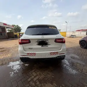 Mercedes-Benz GLC-Class 2019 White