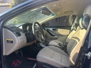 Hyundai Elantra SE 4dr Sedan (1.8L 4cyl 6A) 2015 Blue