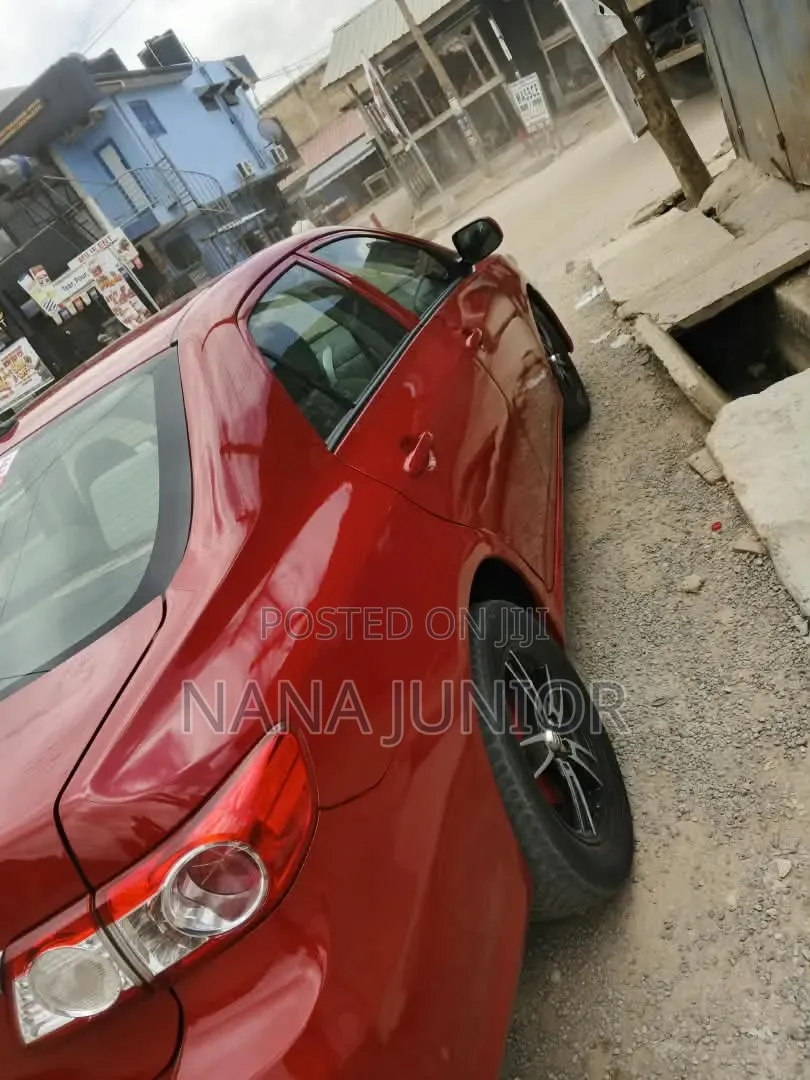 Toyota Corolla 2013 Red