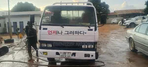 Hyundai Mighty