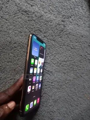 Apple iPhone XS Max 64 GB Gold