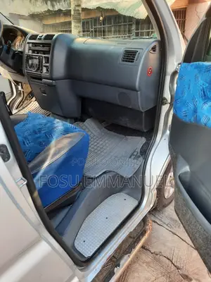 Toyota HiAce 2010 Silver