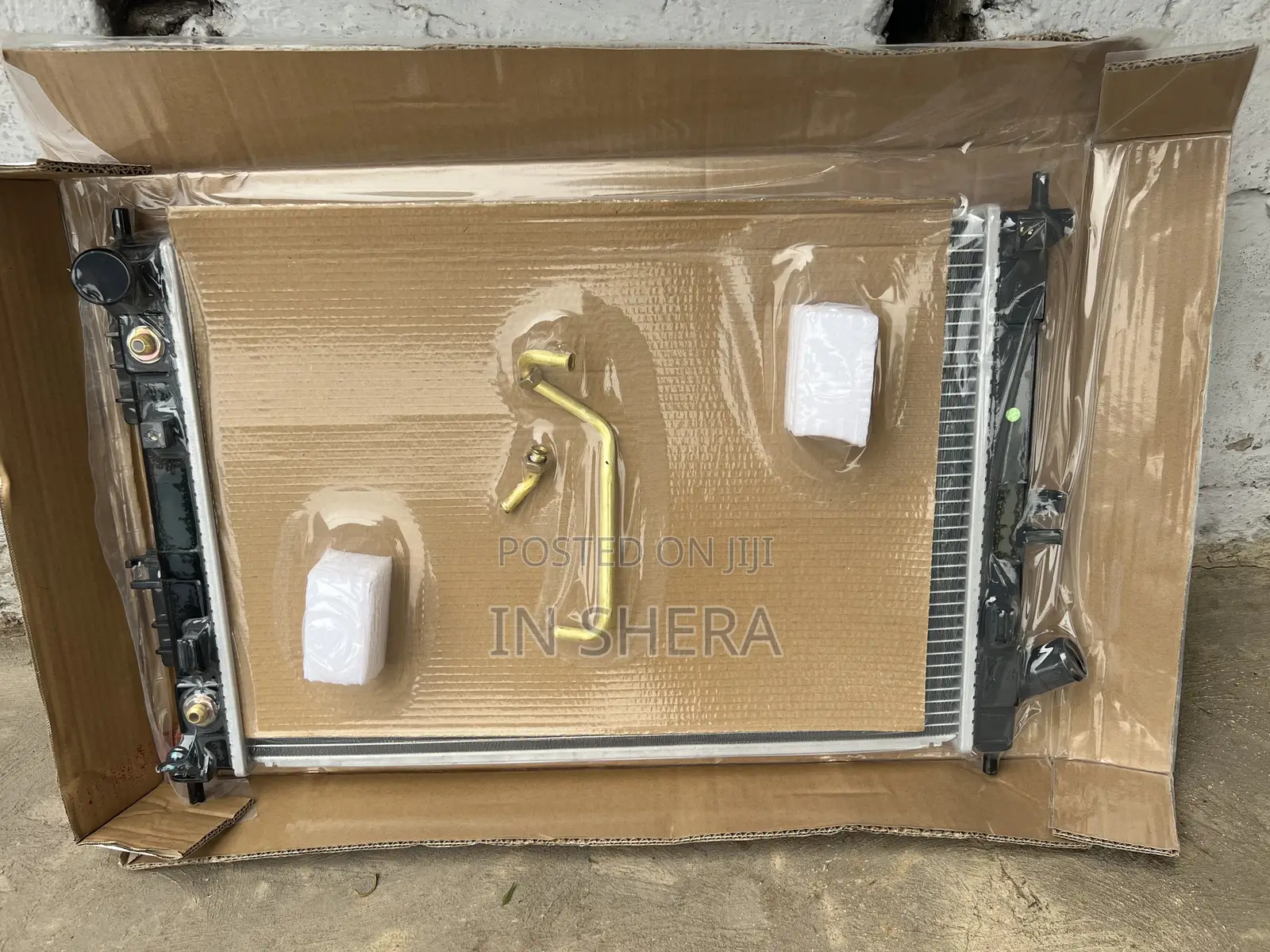Hyundai Electra Radiator Water Tank 2011 2012 2013