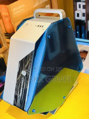 Unicom COOLMAN Dual Tempered Mirror Glass Gaming Case