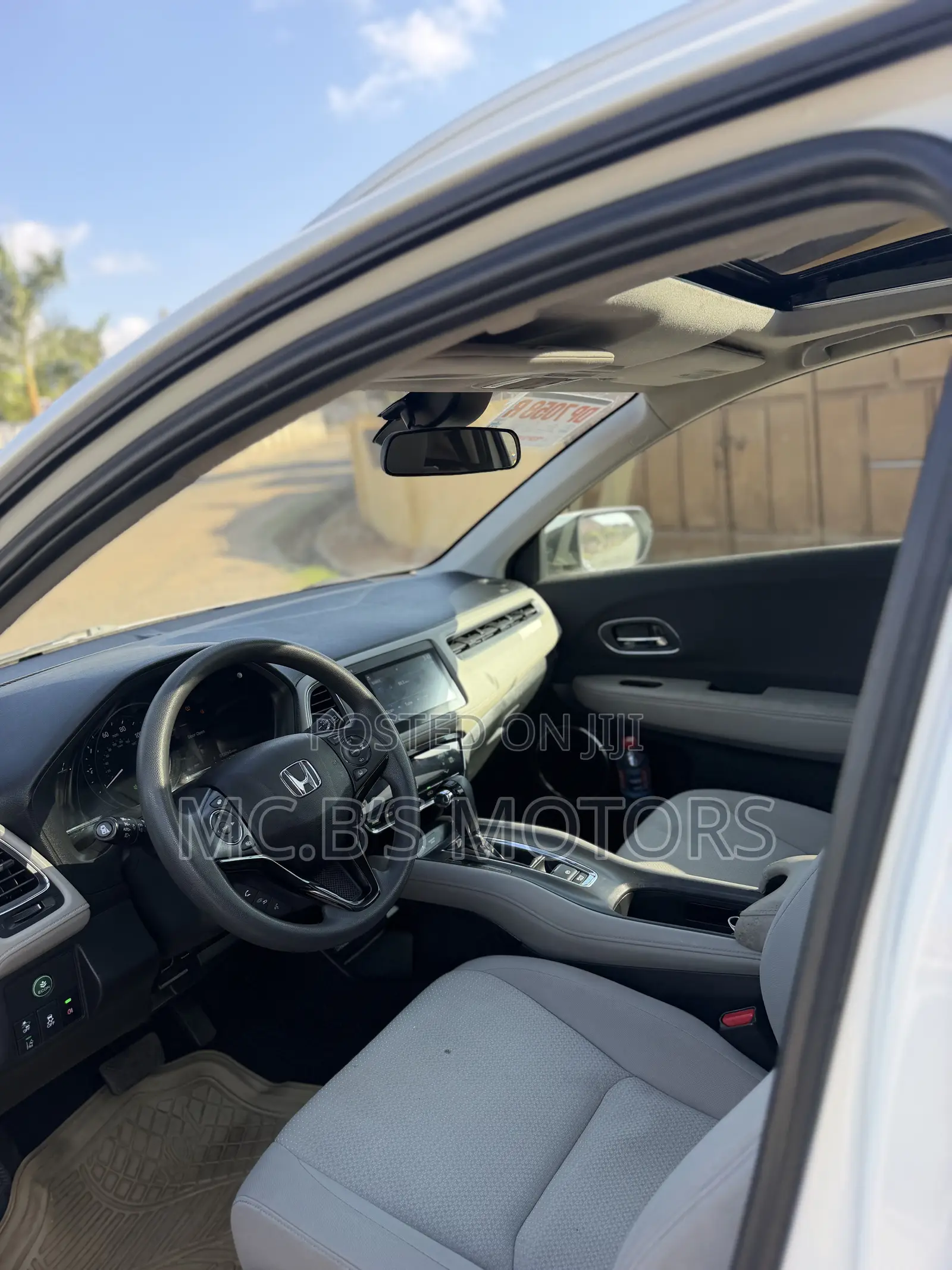 Honda HR-V 2022 White