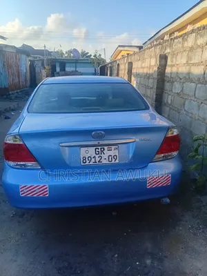 Toyota Camry 2004 Blue