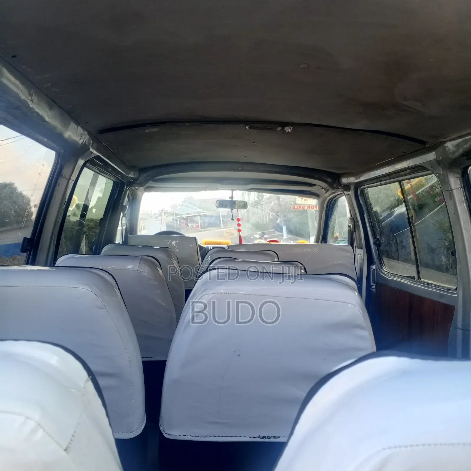 Toyota HiAce 2009 Silver