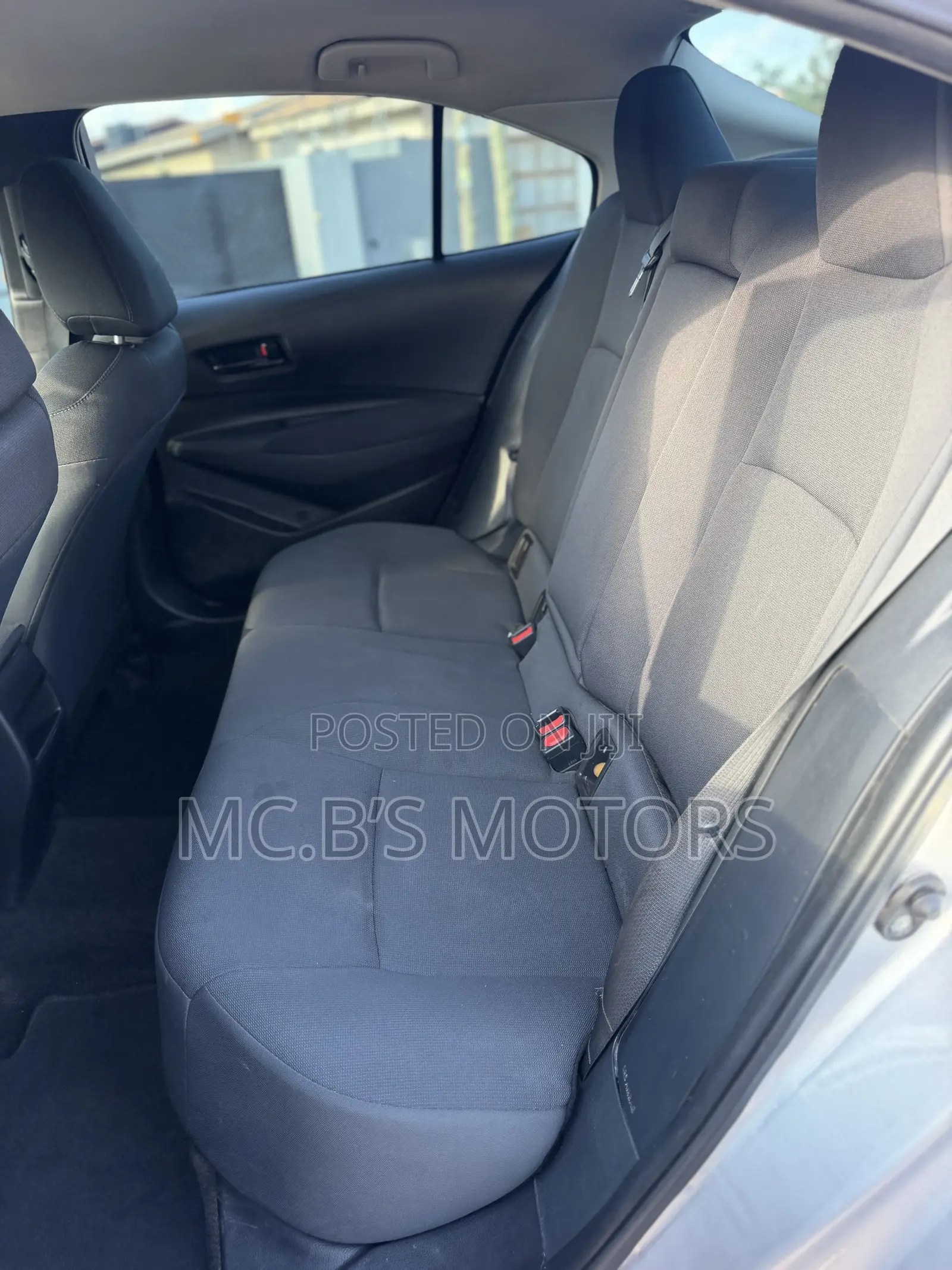 Toyota Corolla 2022 Silver