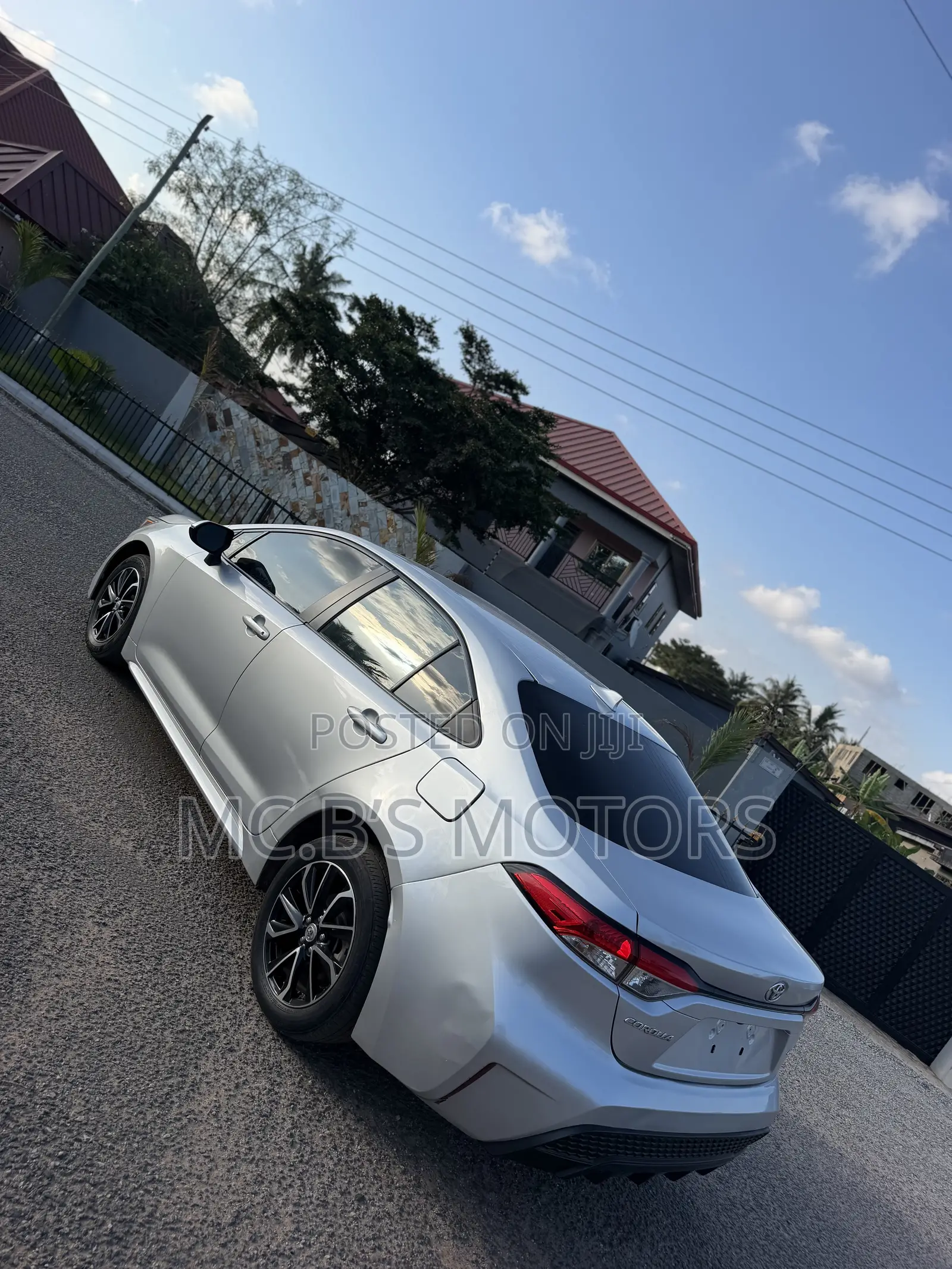 Toyota Corolla 2022 Silver