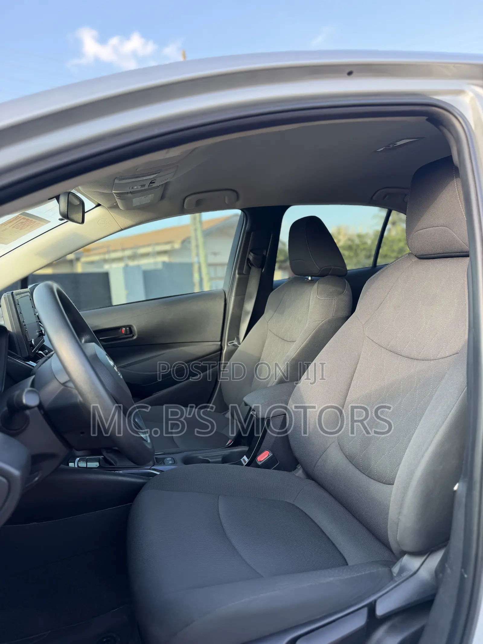 Toyota Corolla 2022 Silver
