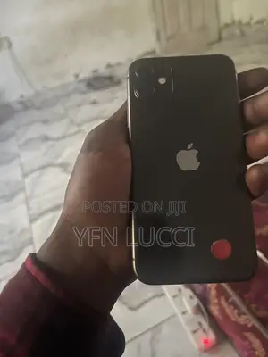 Apple iPhone 11 64 GB Black