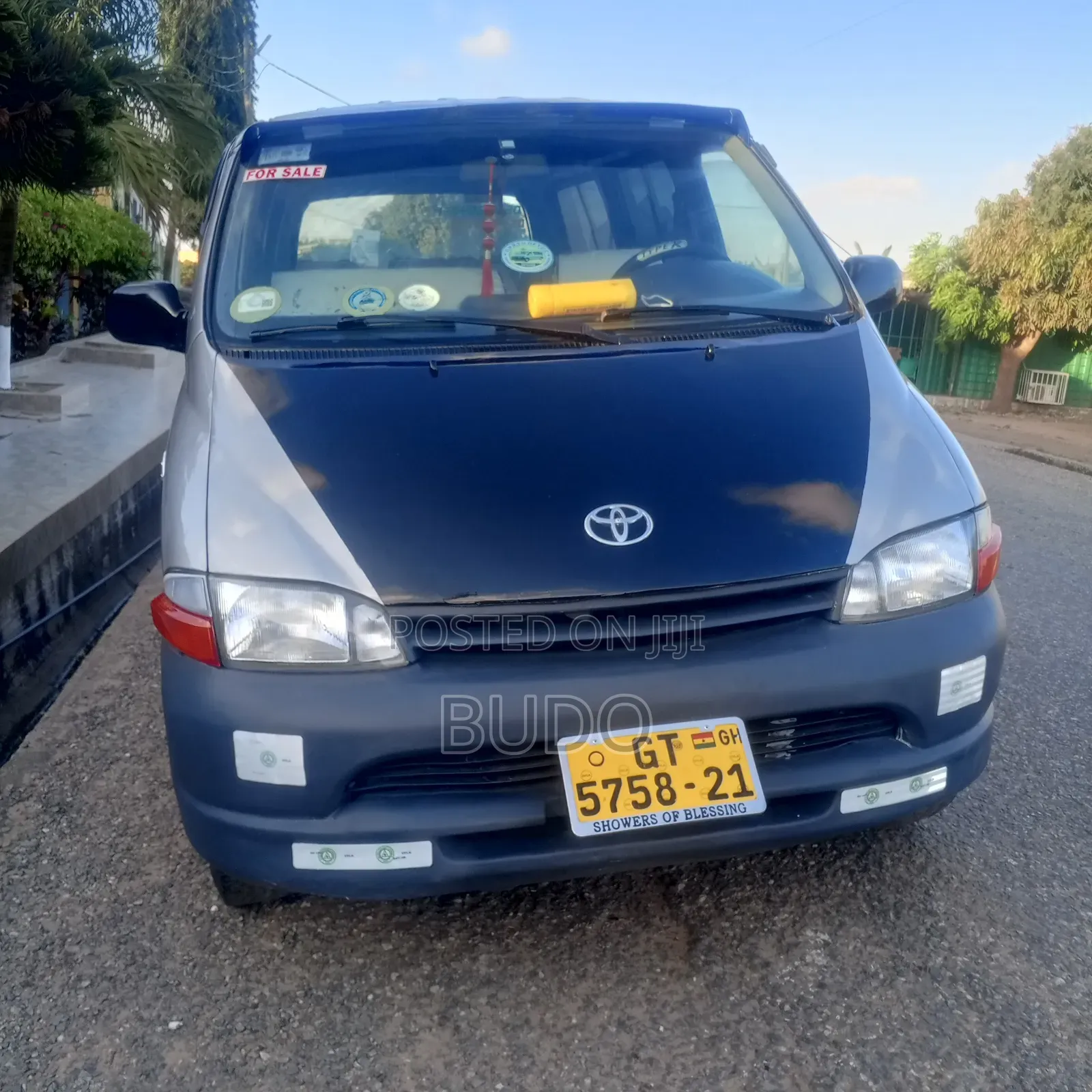 Toyota HiAce 2009 Silver
