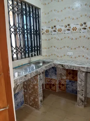 1bdrm Room & Parlour in Oyibi Estate, Valley View Area for rent