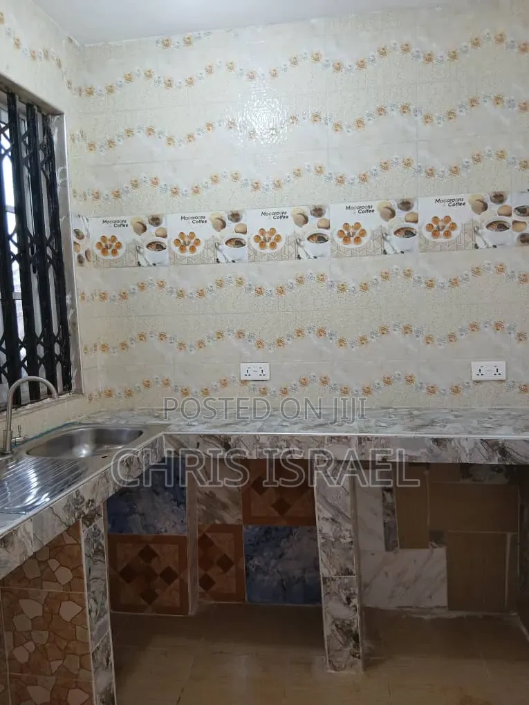 1bdrm Room & Parlour in Oyibi Estate, Valley View Area for rent