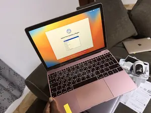 Laptop Apple MacBook 8GB Intel Core i5 SSD 512GB