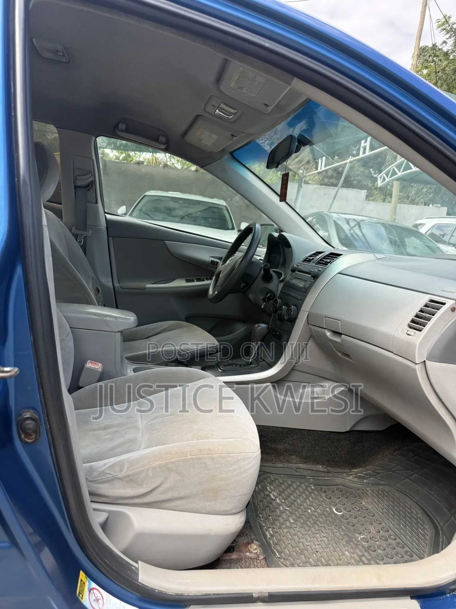 Toyota Corolla LE 4dr Sedan (1.8L 4cyl 4A) 2010 Blue
