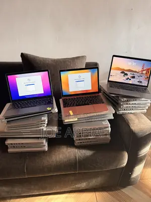 Laptop Apple MacBook 8GB Intel Core i5 SSD 512GB