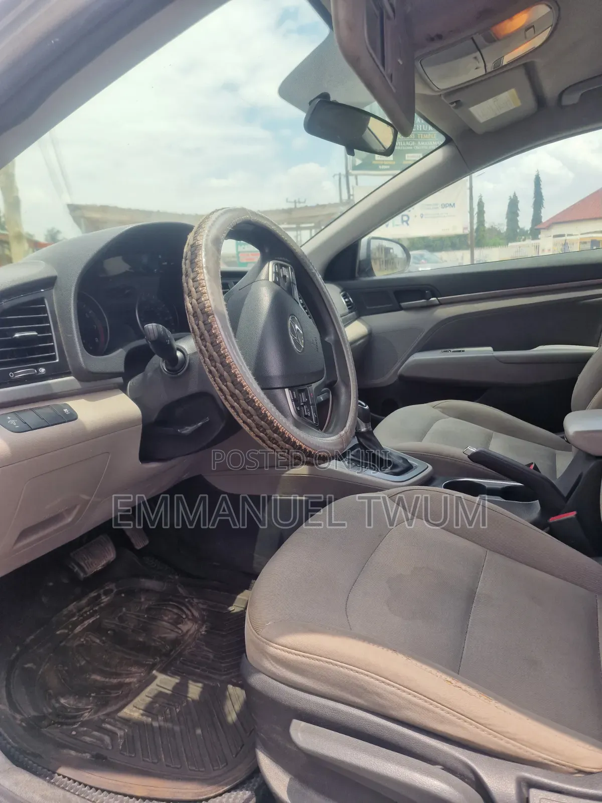Hyundai Elantra 2017 Silver