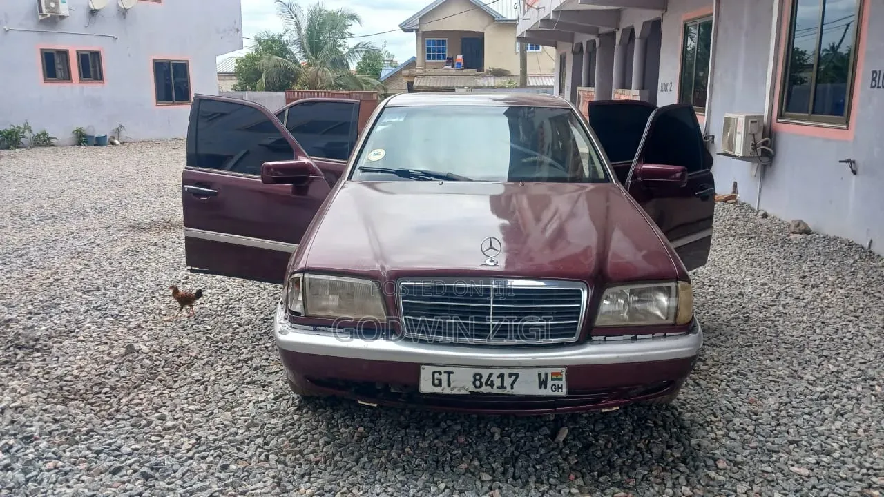 Mercedes-Benz C180 2002 Brown