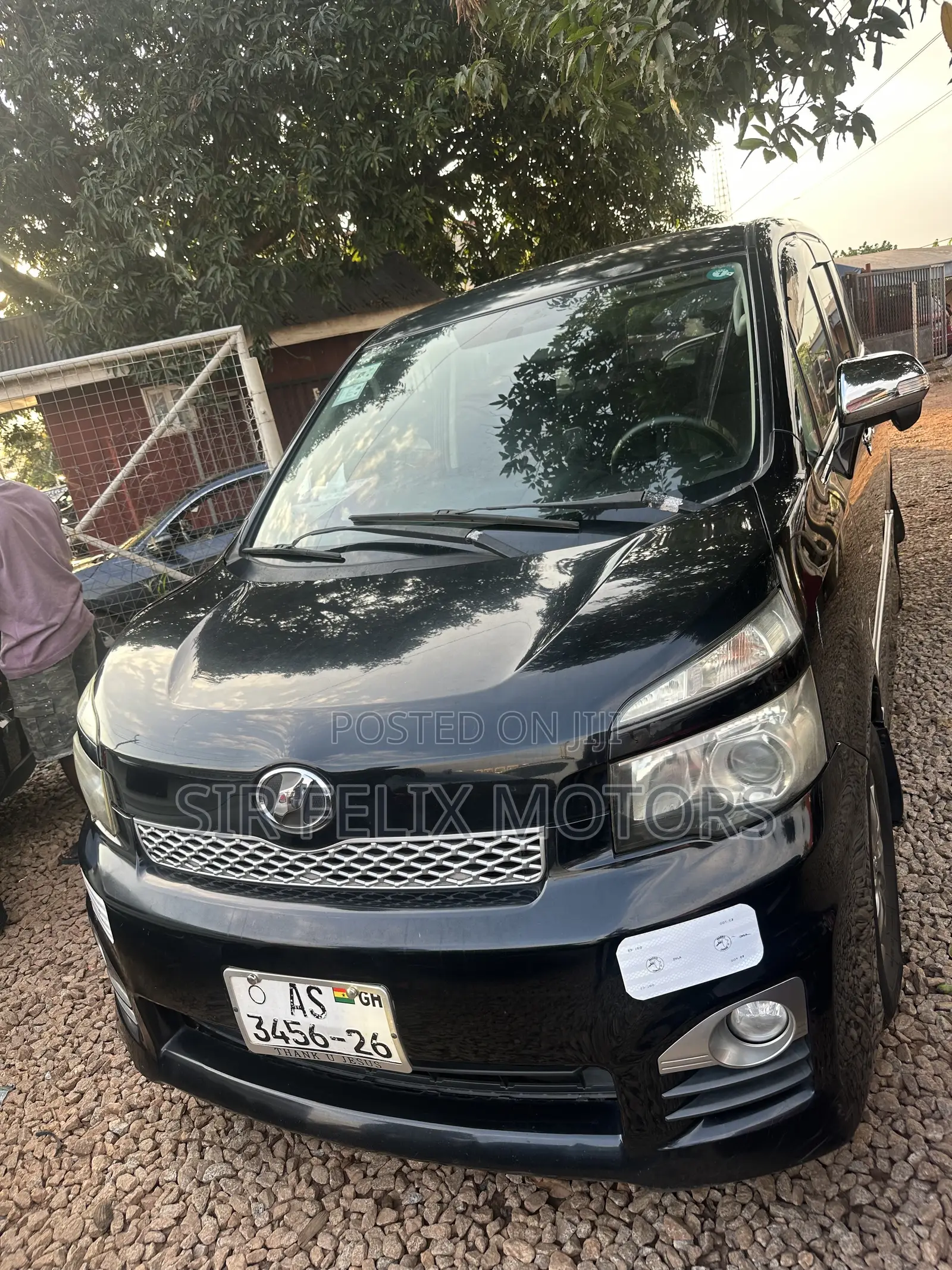 Toyota Voxy V 2WD 8-Seater 2013 Black