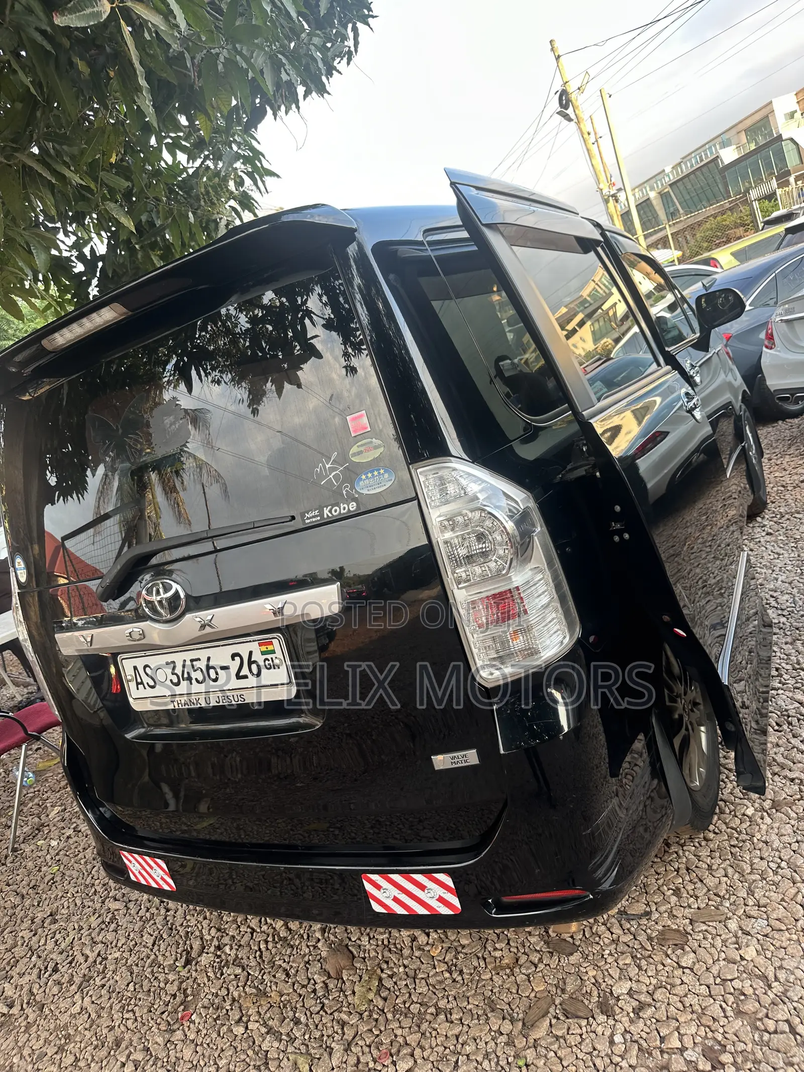 Toyota Voxy V 2WD 8-Seater 2013 Black
