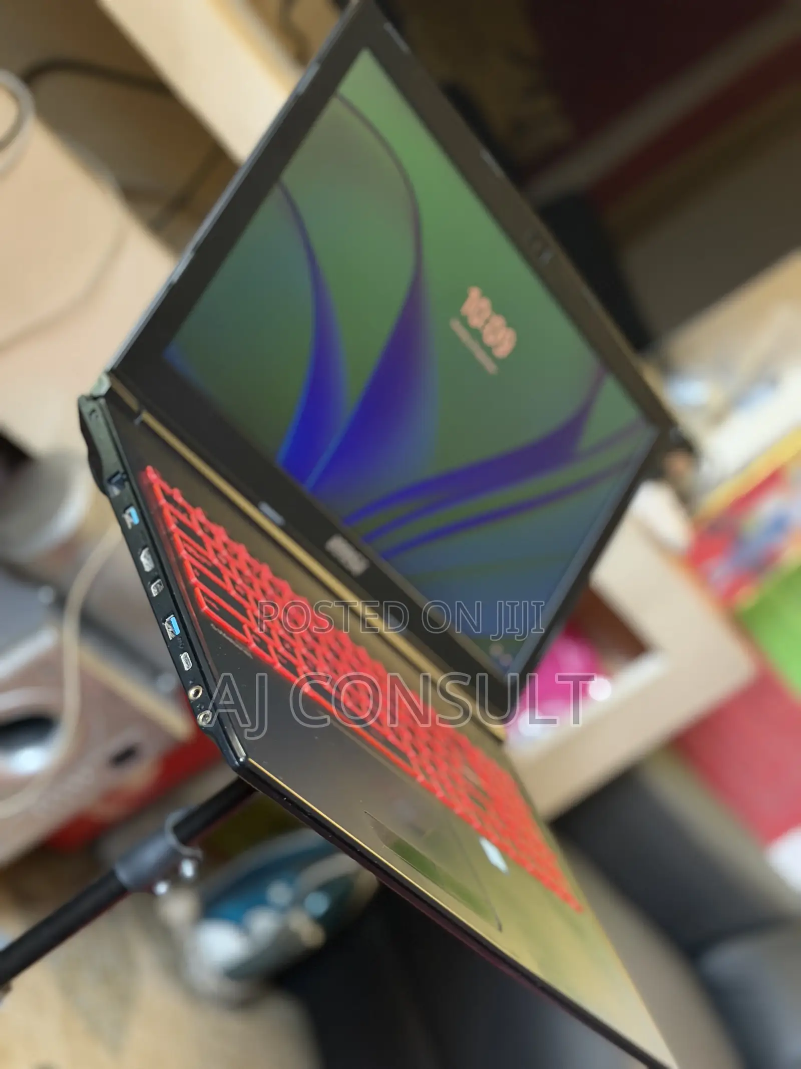 New Laptop MSI GL62M 7RDX 16GB Intel Core i7 SSD 256GB