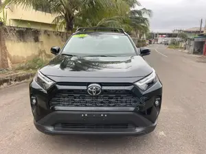 Toyota RAV4 2025 Black
