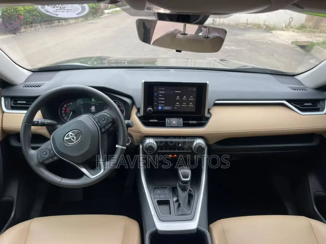 Toyota RAV4 2025 Black