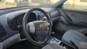 Hyundai Elantra 2008 Silver