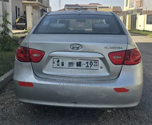 Hyundai Elantra 2008 Silver