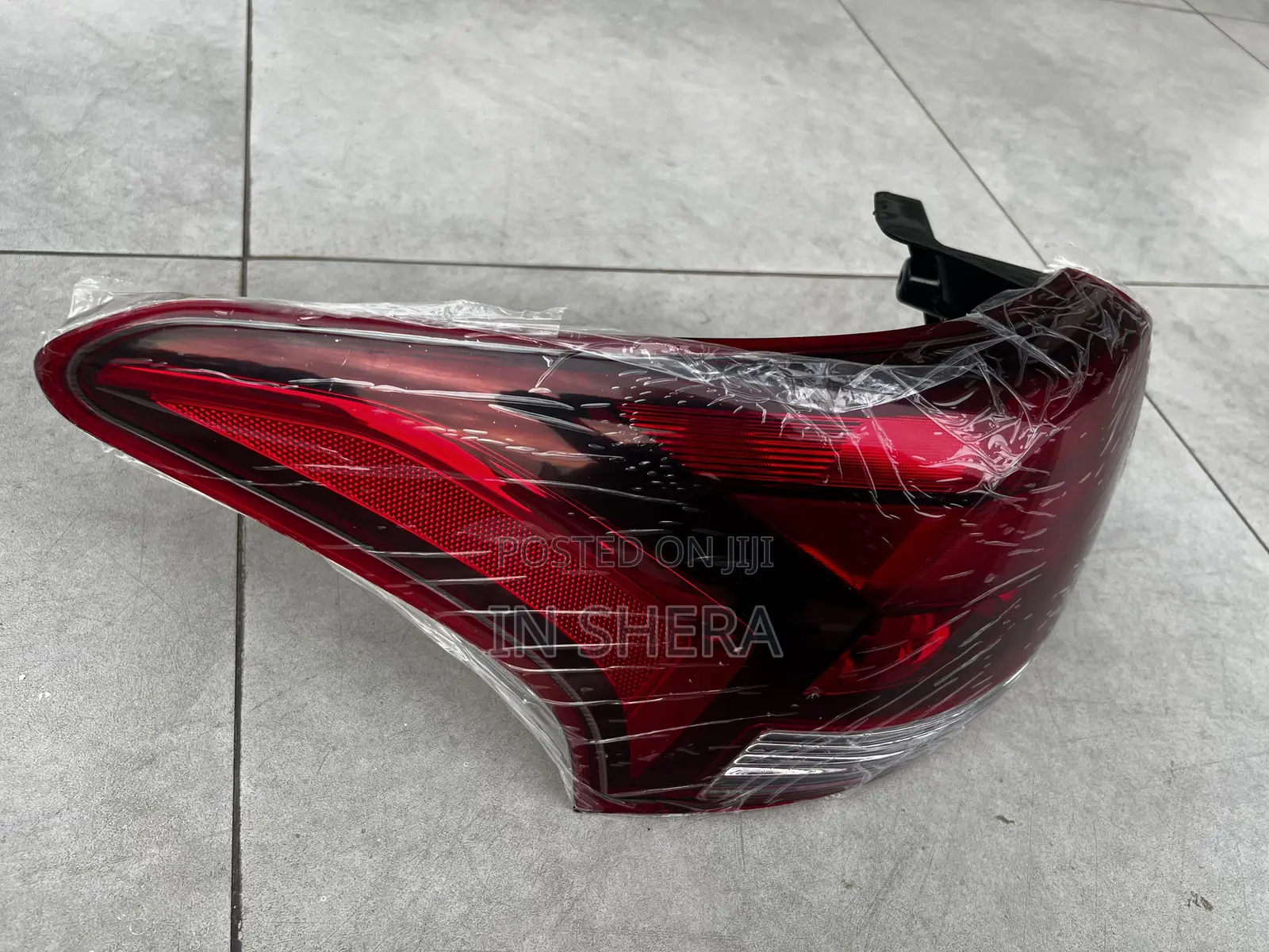 Mitsubishi Outlander Taillight 2016 2017 2018
