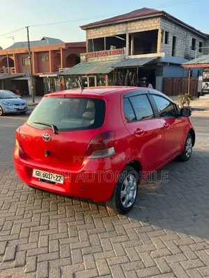 Toyota Vitz 1.5 FWD 3dr 2009 Red