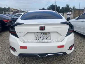 Honda Civic LX 4dr Sedan (2.0L 4cyl) 2016 White
