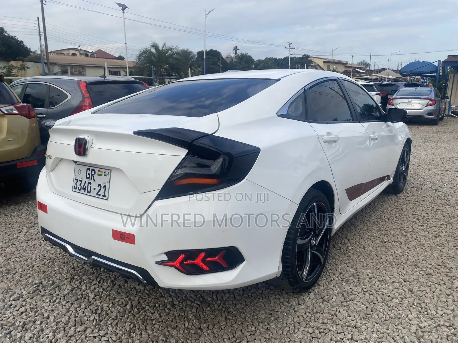 Honda Civic LX 4dr Sedan (2.0L 4cyl) 2016 White