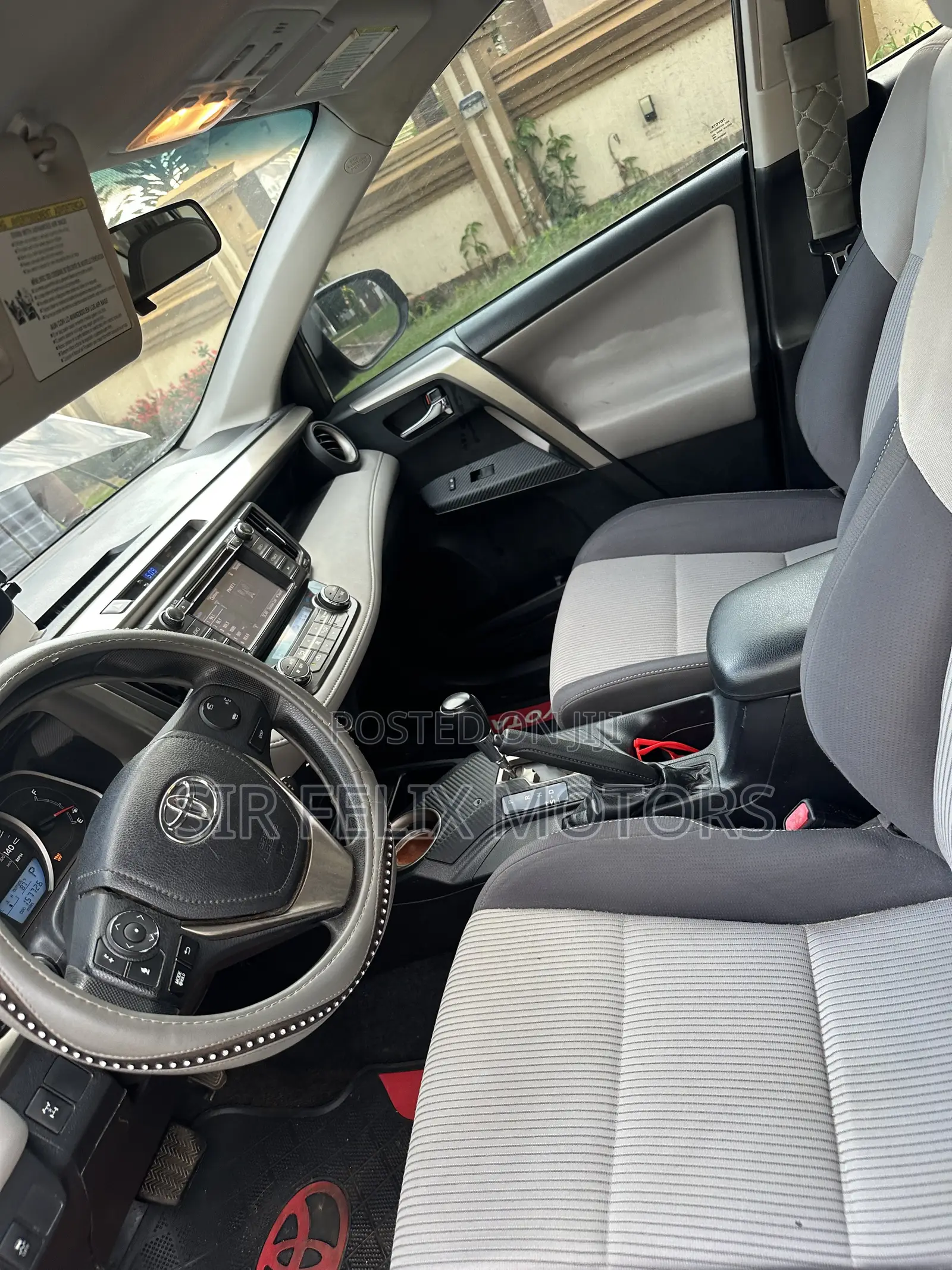 Toyota RAV4 XLE 4dr SUV AWD (2.5L 4cyl 6A) 2015 Black