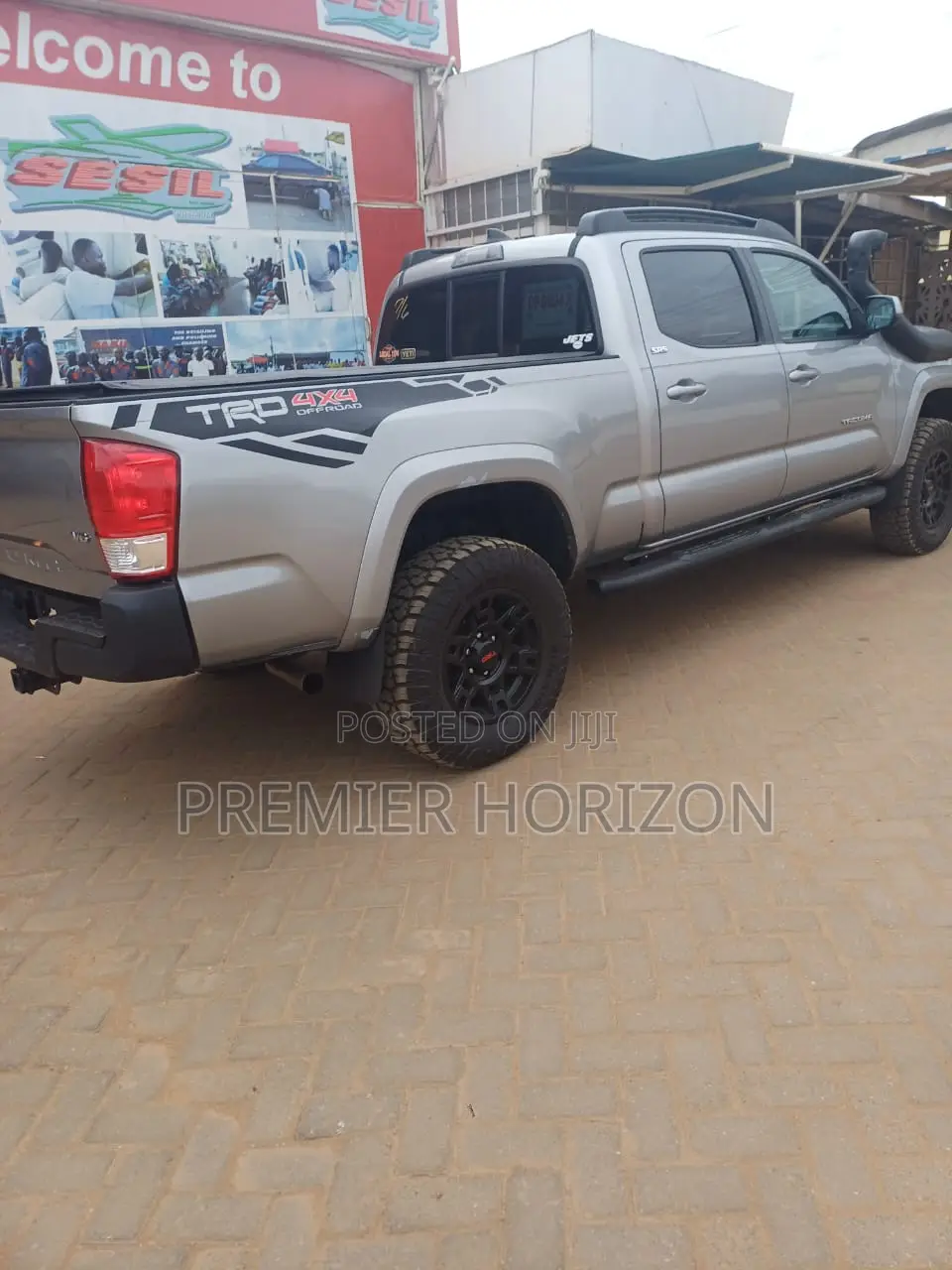 Toyota Tacoma 2017 Gray