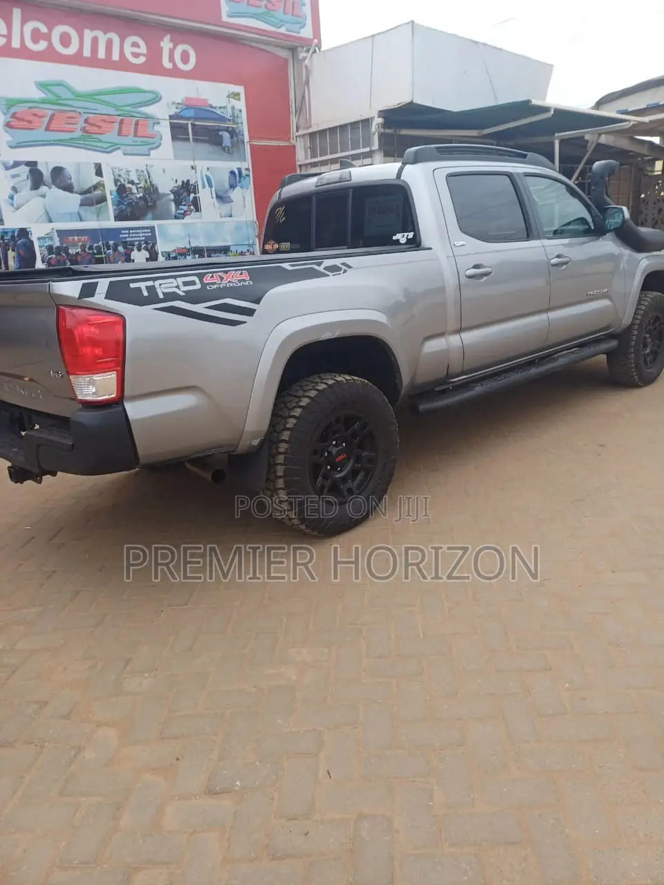 Toyota Tacoma 2017 Gray
