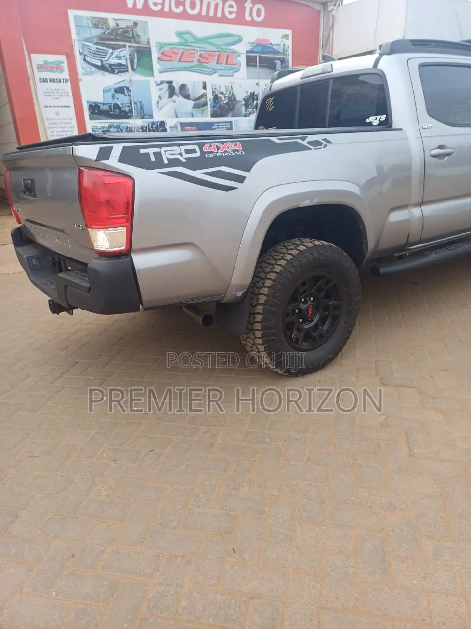 Toyota Tacoma 2017 Gray