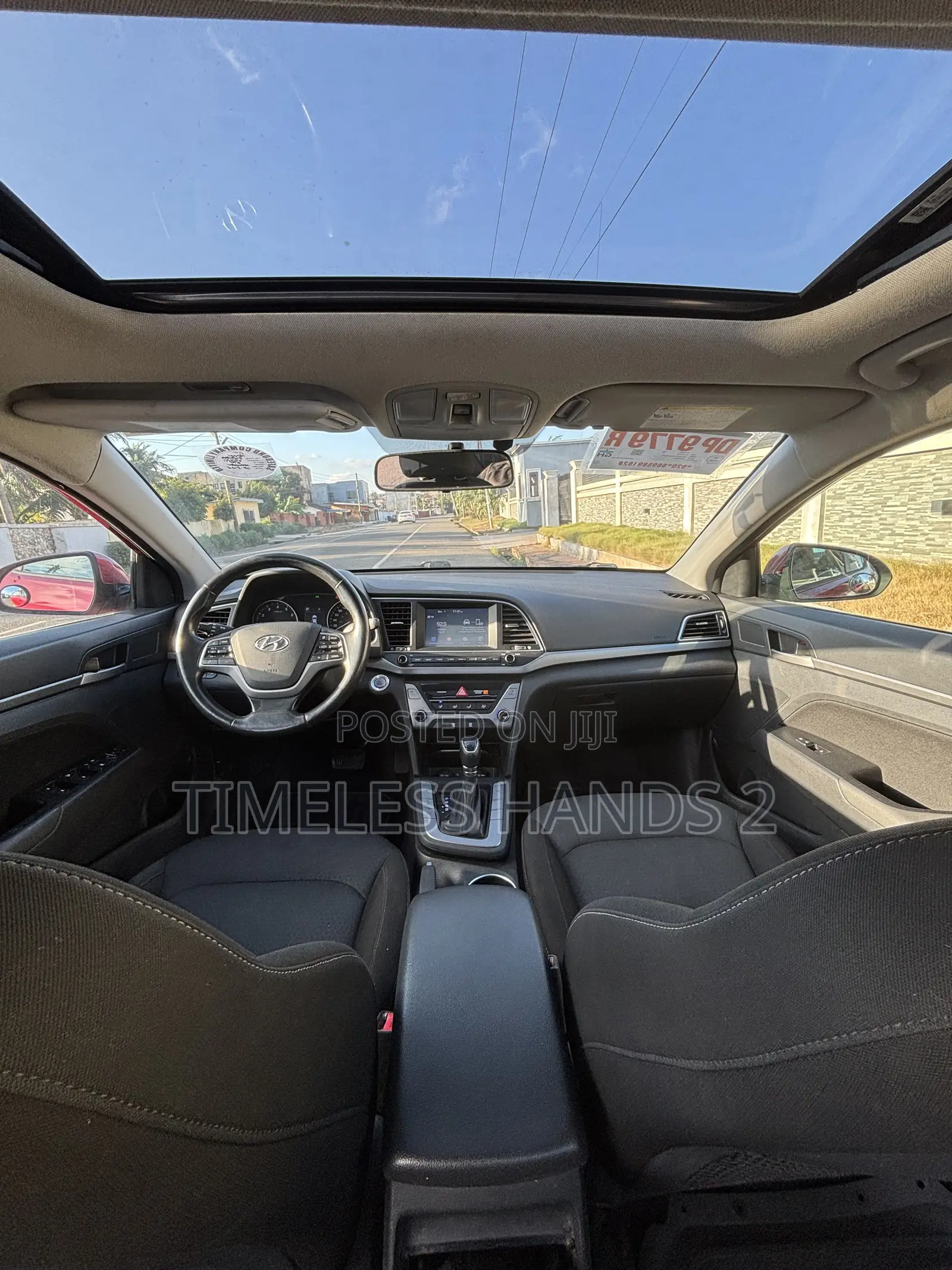 Hyundai Elantra SE 2018 Red