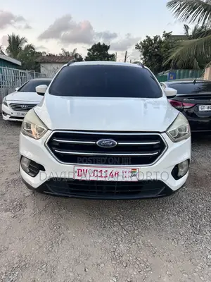 Ford Escape SE FWD 2017 White