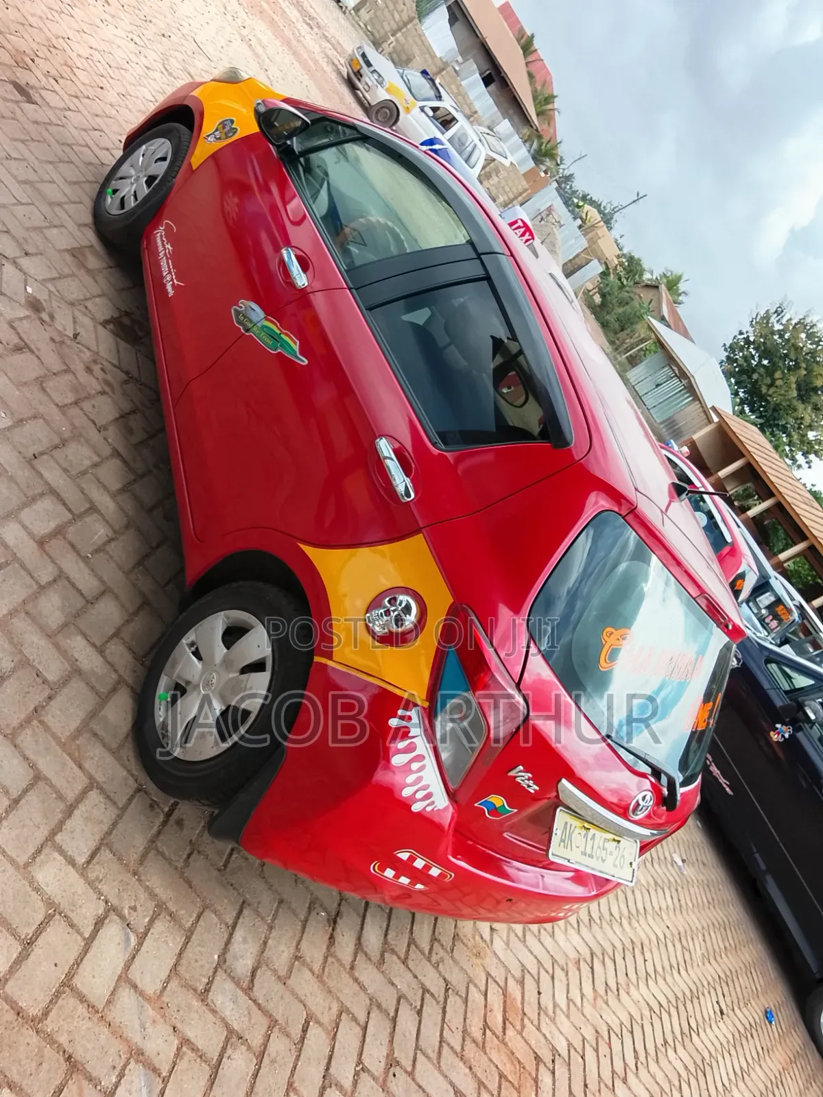 Toyota Vitz 2013 Red