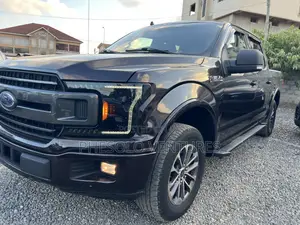 Ford F-150 XLT 4x4 Regular Cab Styleside 8 ft. box 141 in. WB 2019