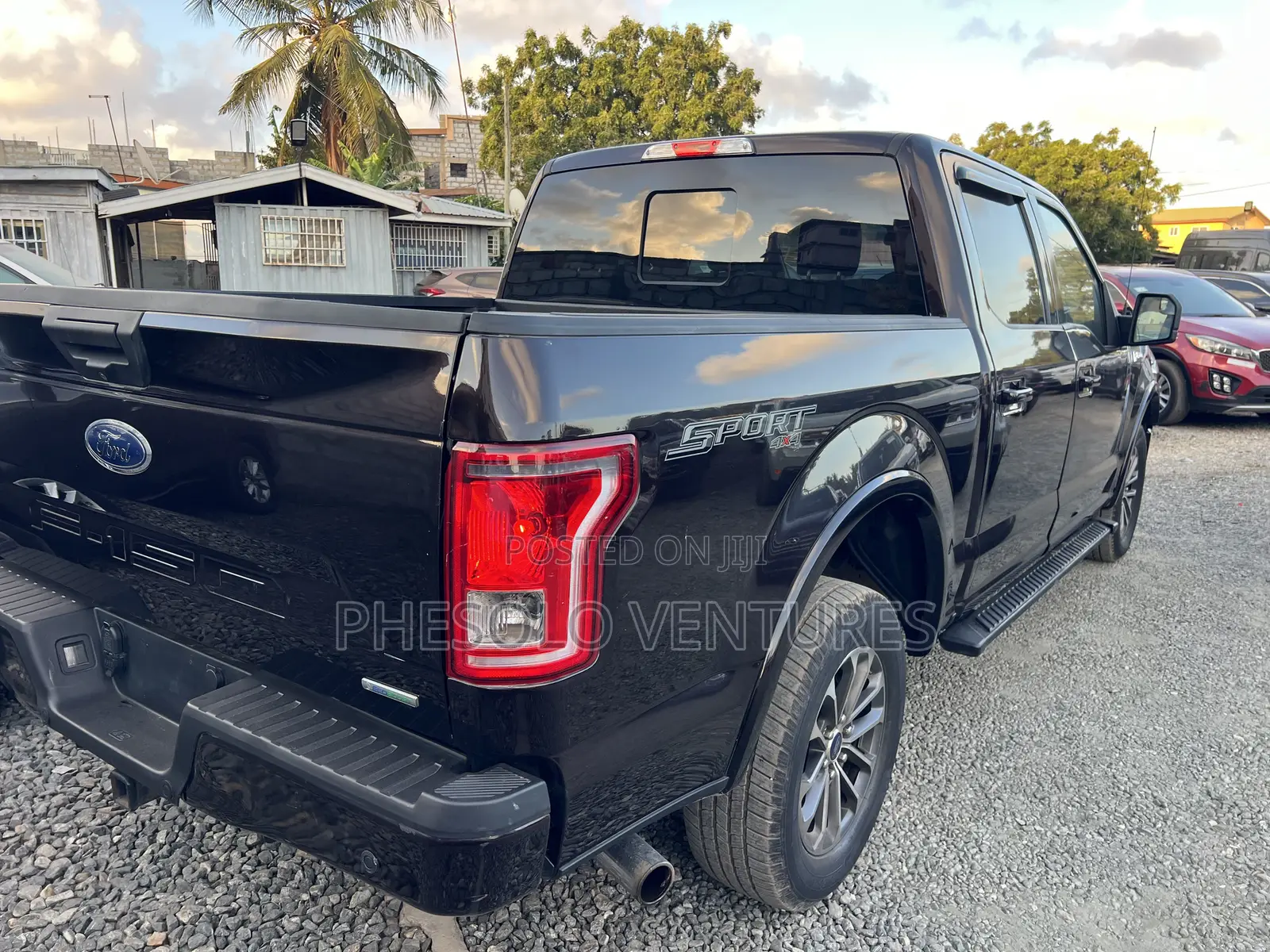 Ford F-150 XLT 4x4 Regular Cab Styleside 8 ft. box 141 in. WB 2019