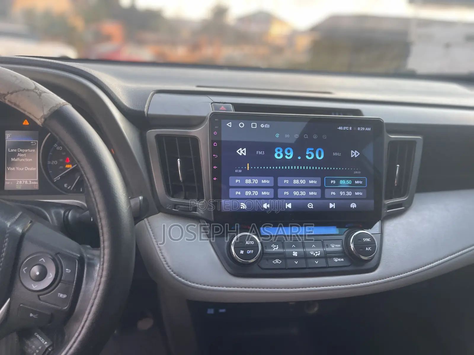 Toyota RAV4 XLE 4dr SUV (2.5L 4cyl 6A) 2018 White