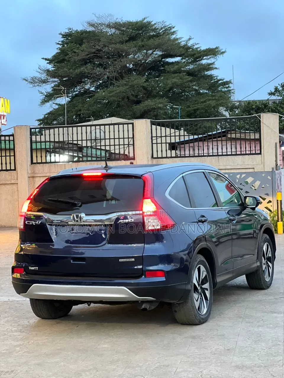 Honda CR-V Touring 4dr SUV AWD (2.4L 4cyl CVT) 2016